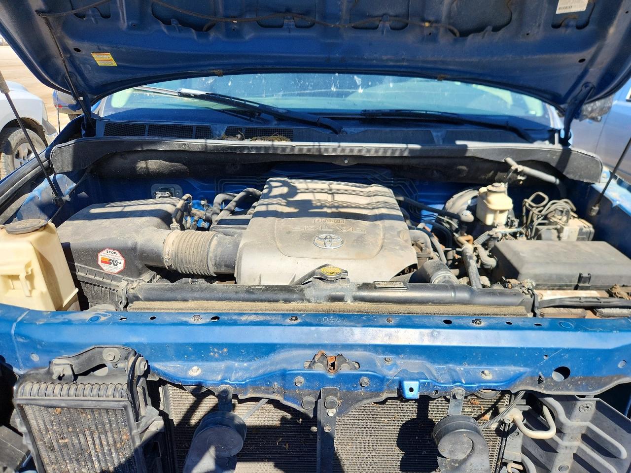 Toyota Tundra Crewmax Sr5