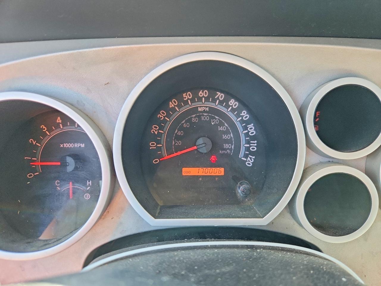 Toyota Tundra Crewmax Sr5
