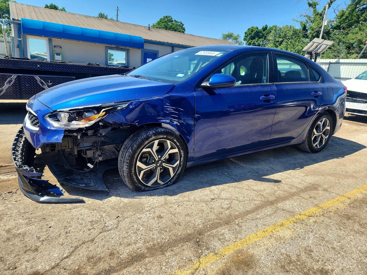Salvage Kia Forte Image