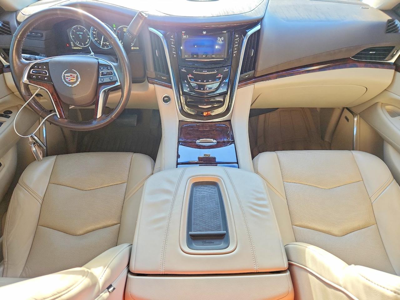 Cadillac Escalade Premium