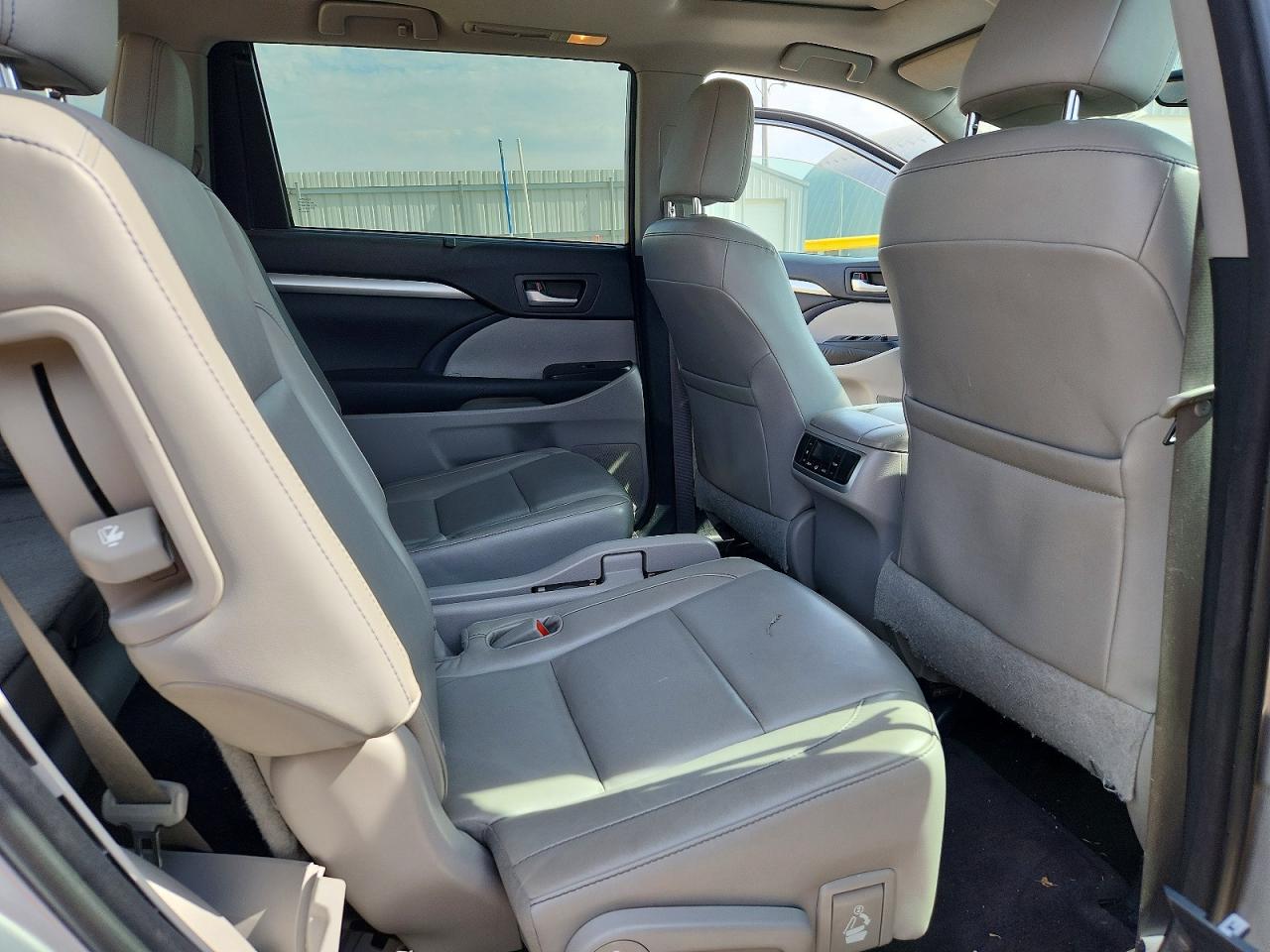 Toyota Highlander Xle