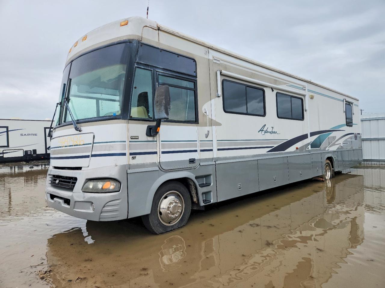 Winnebago F-550
