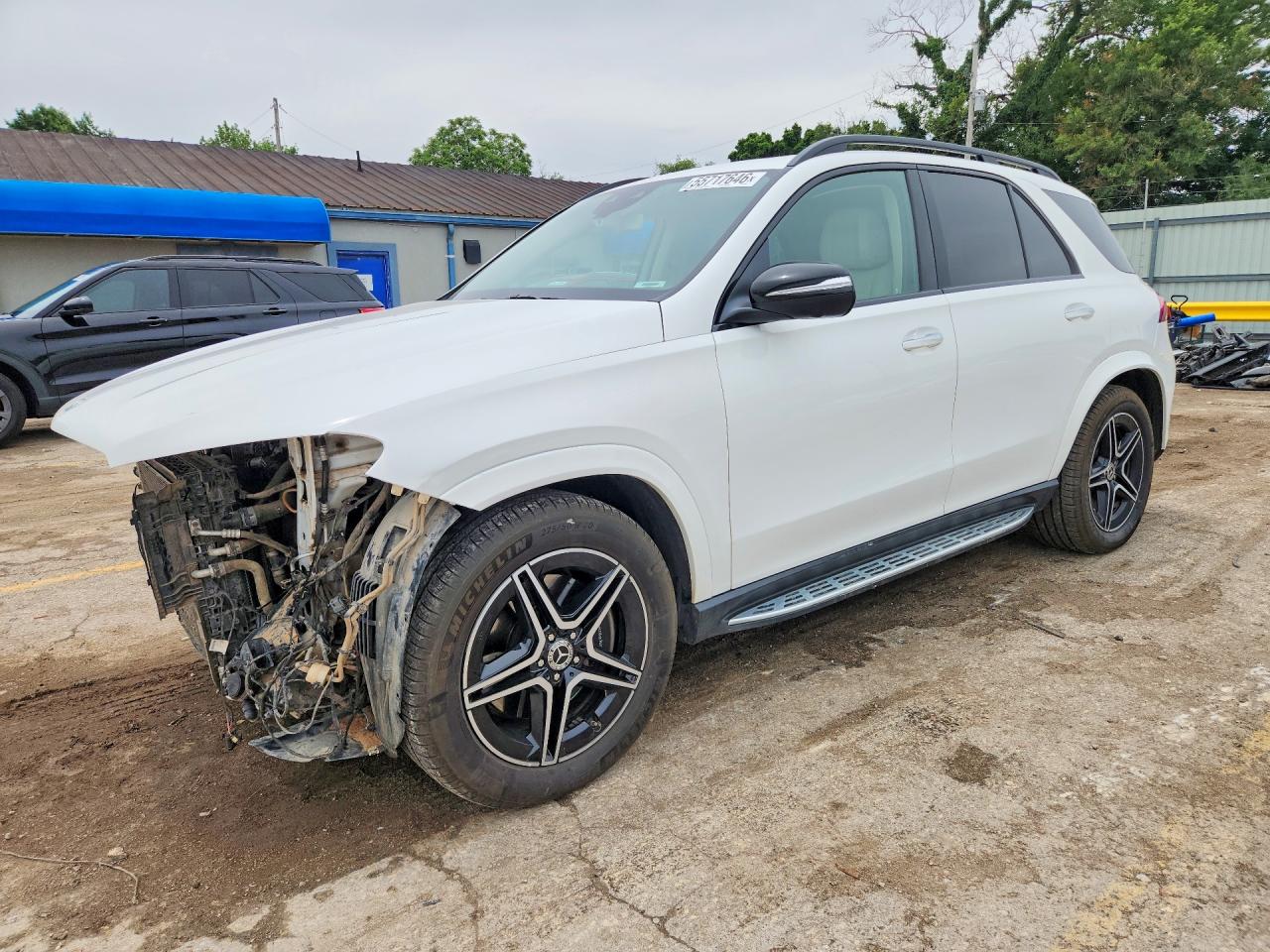 Salvage Mercedes-Benz GLE Image