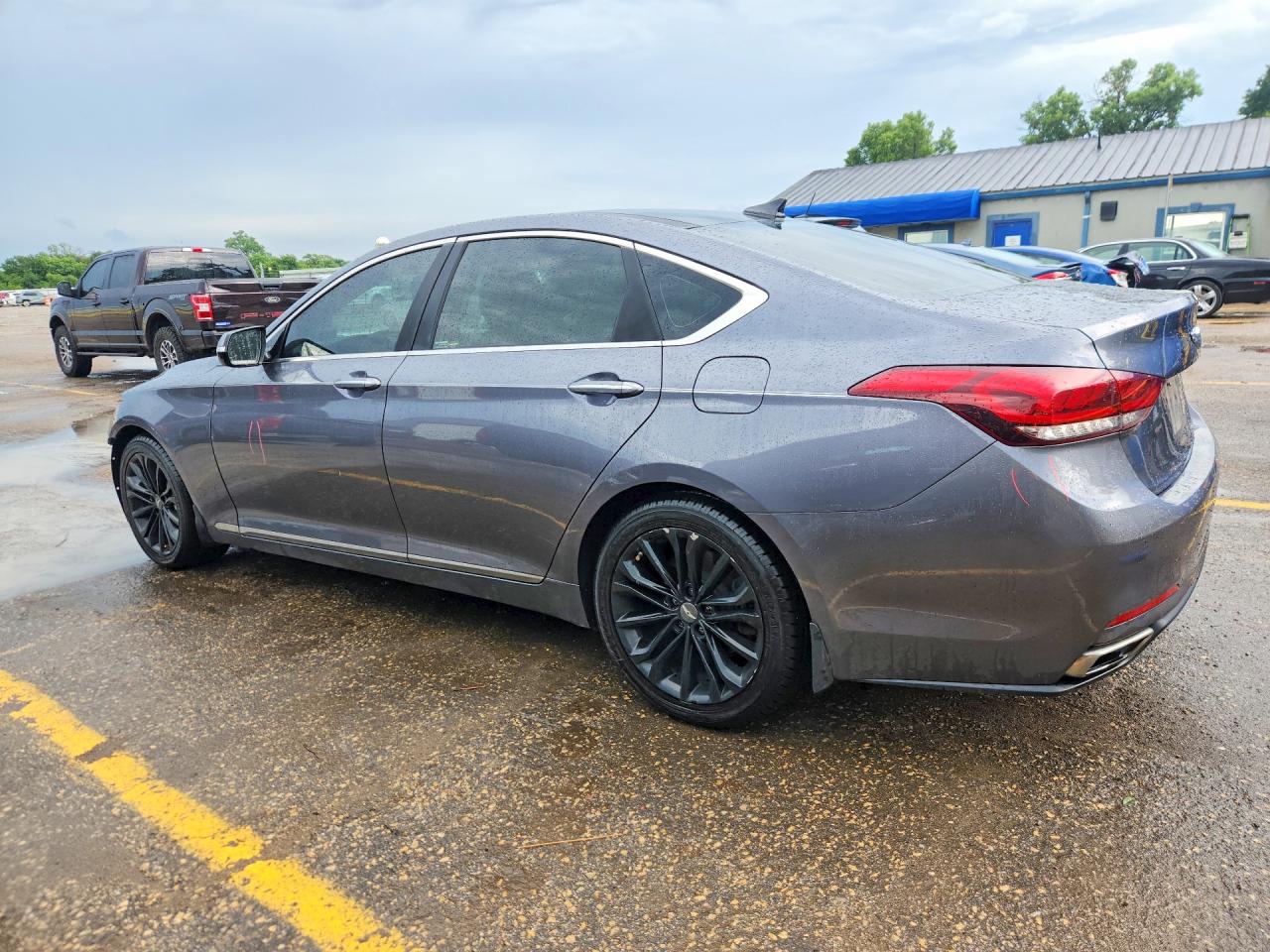 Hyundai Genesis 3.8l