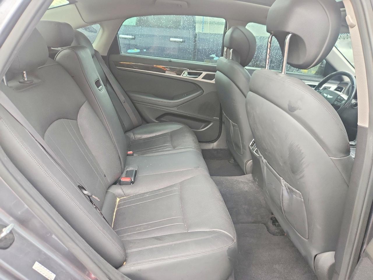 Hyundai Genesis 3.8l