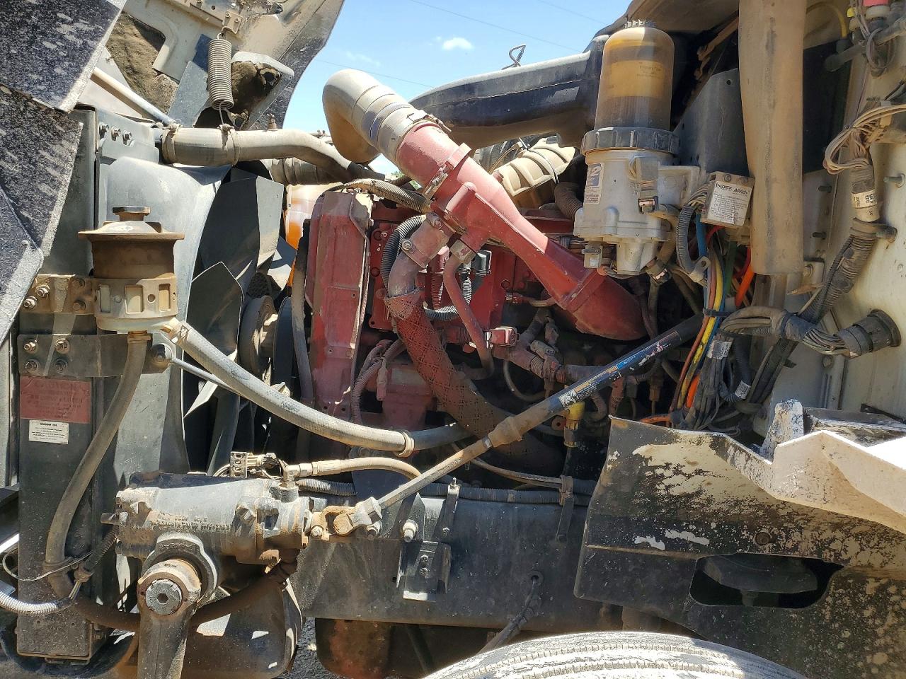 International 9200i