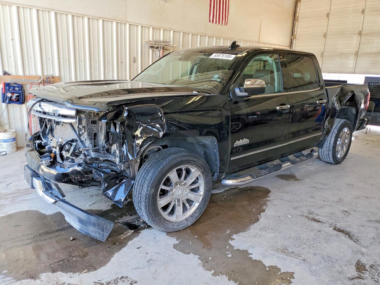 Salvage Chevrolet Silverado Image