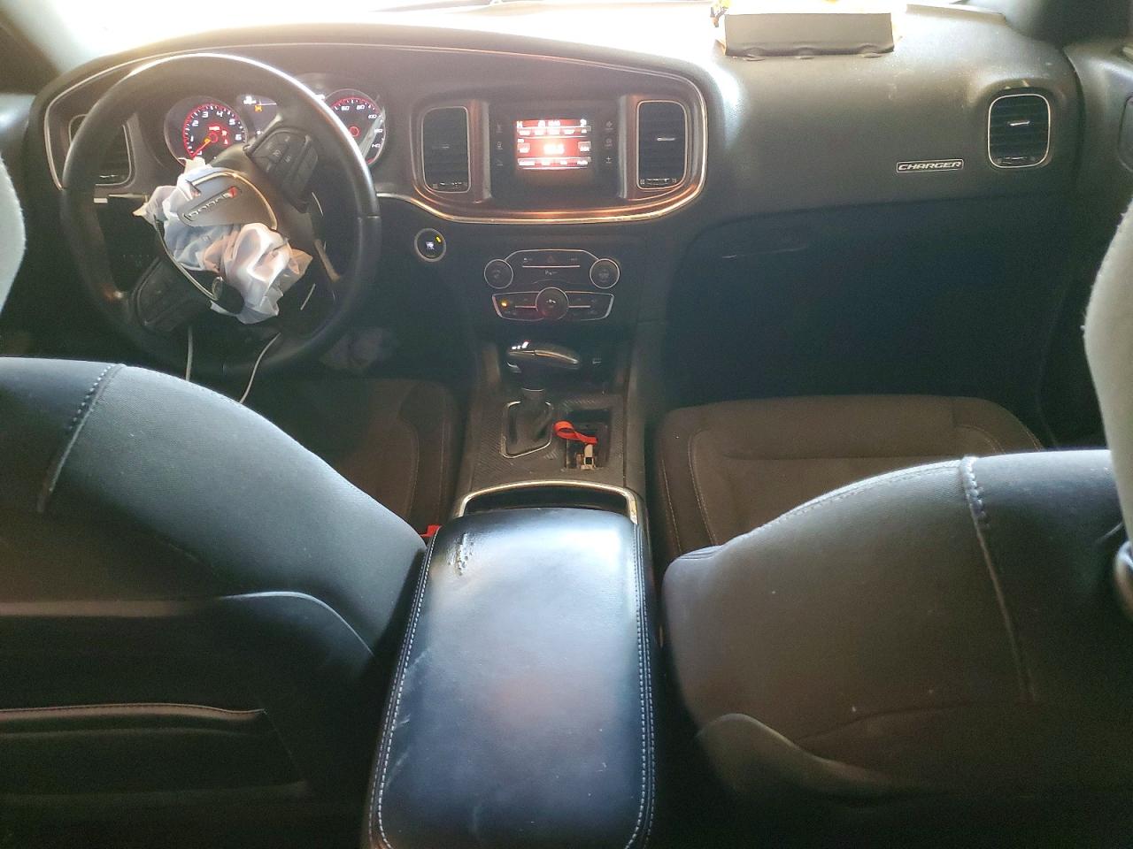 Dodge Charger Se