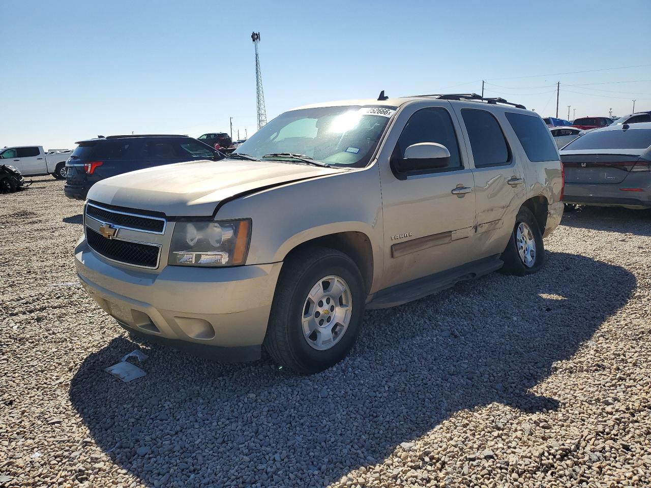 Salvage Chevrolet Tahoe Image