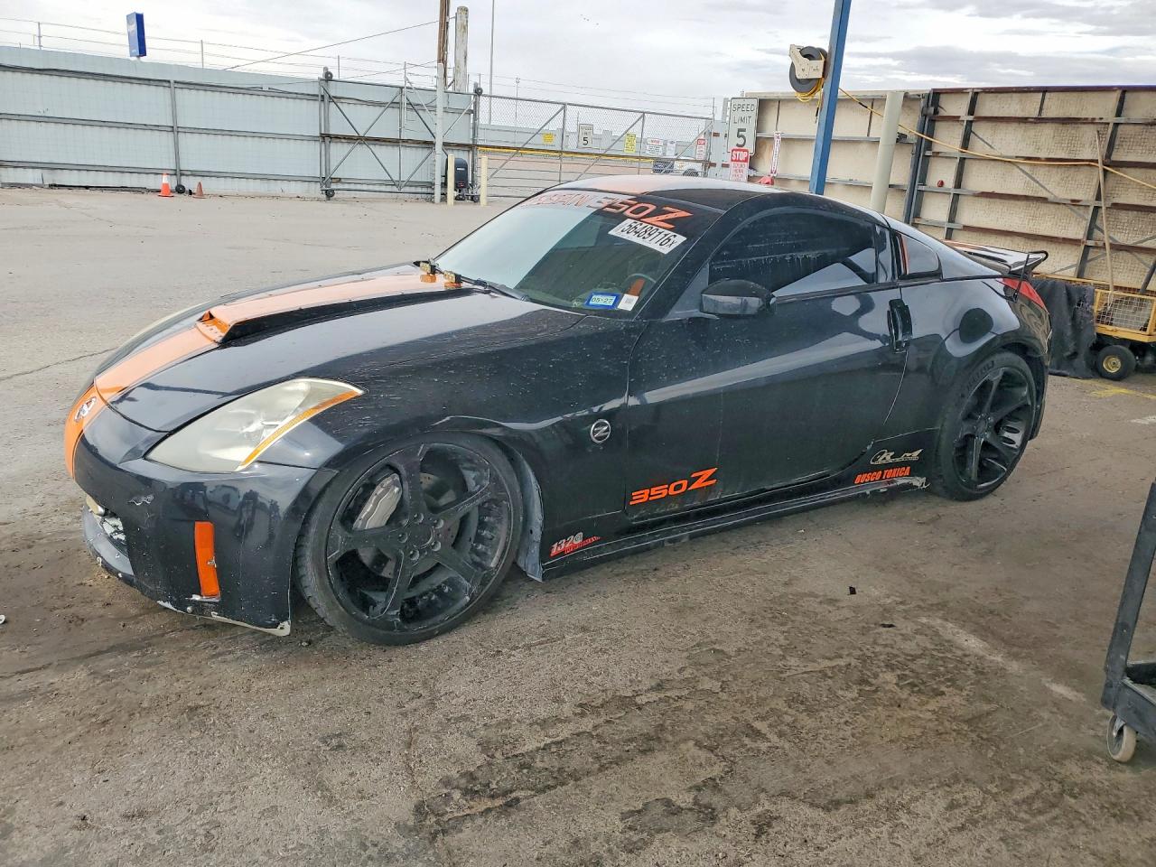 Salvage Nissan 350Z Image