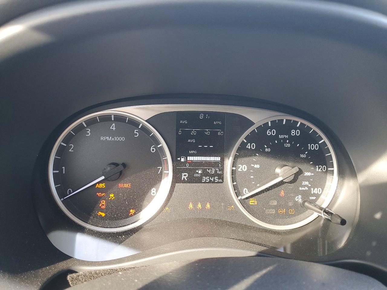 Nissan Kicks Play S