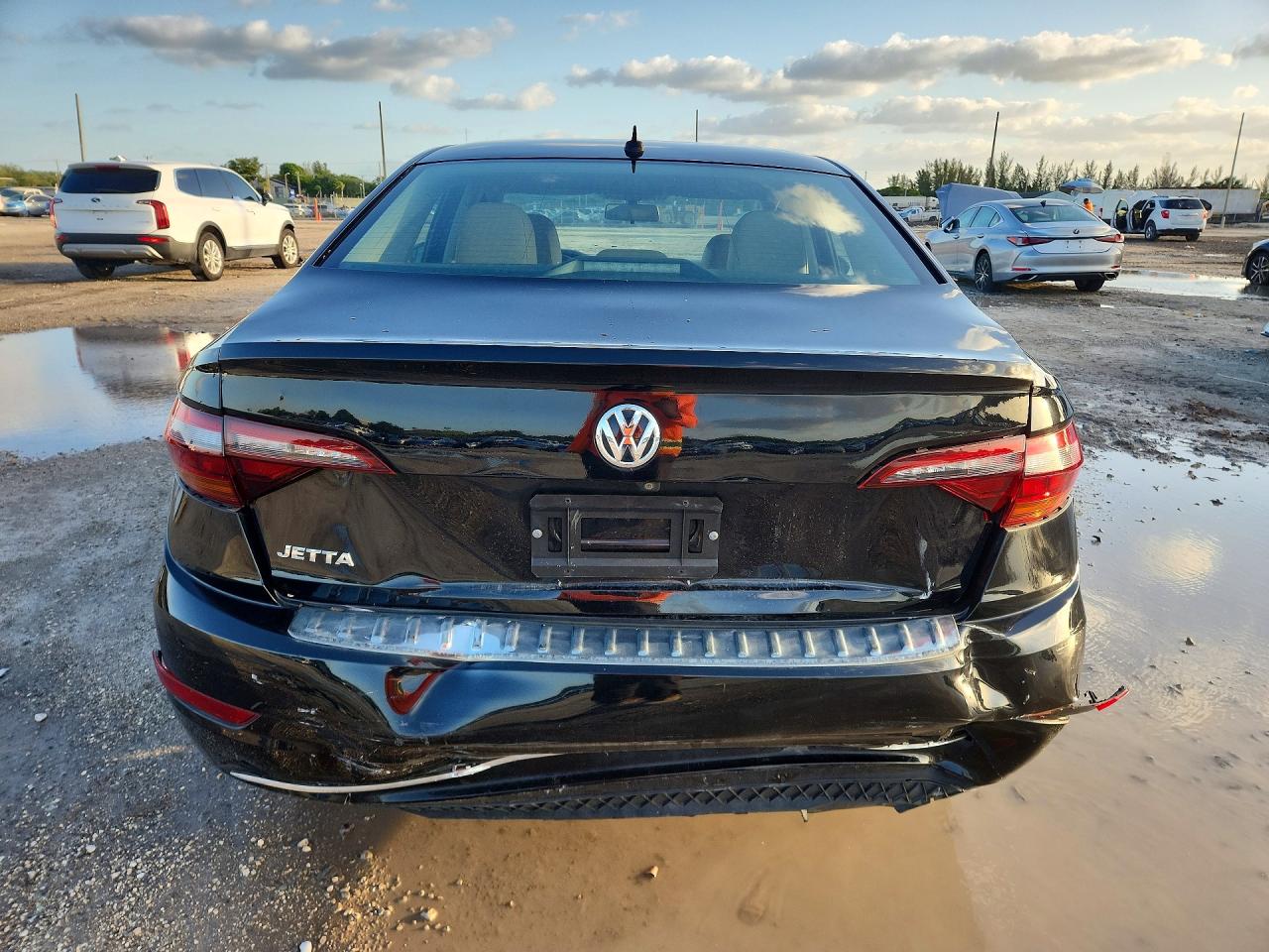 Volkswagen Jetta S