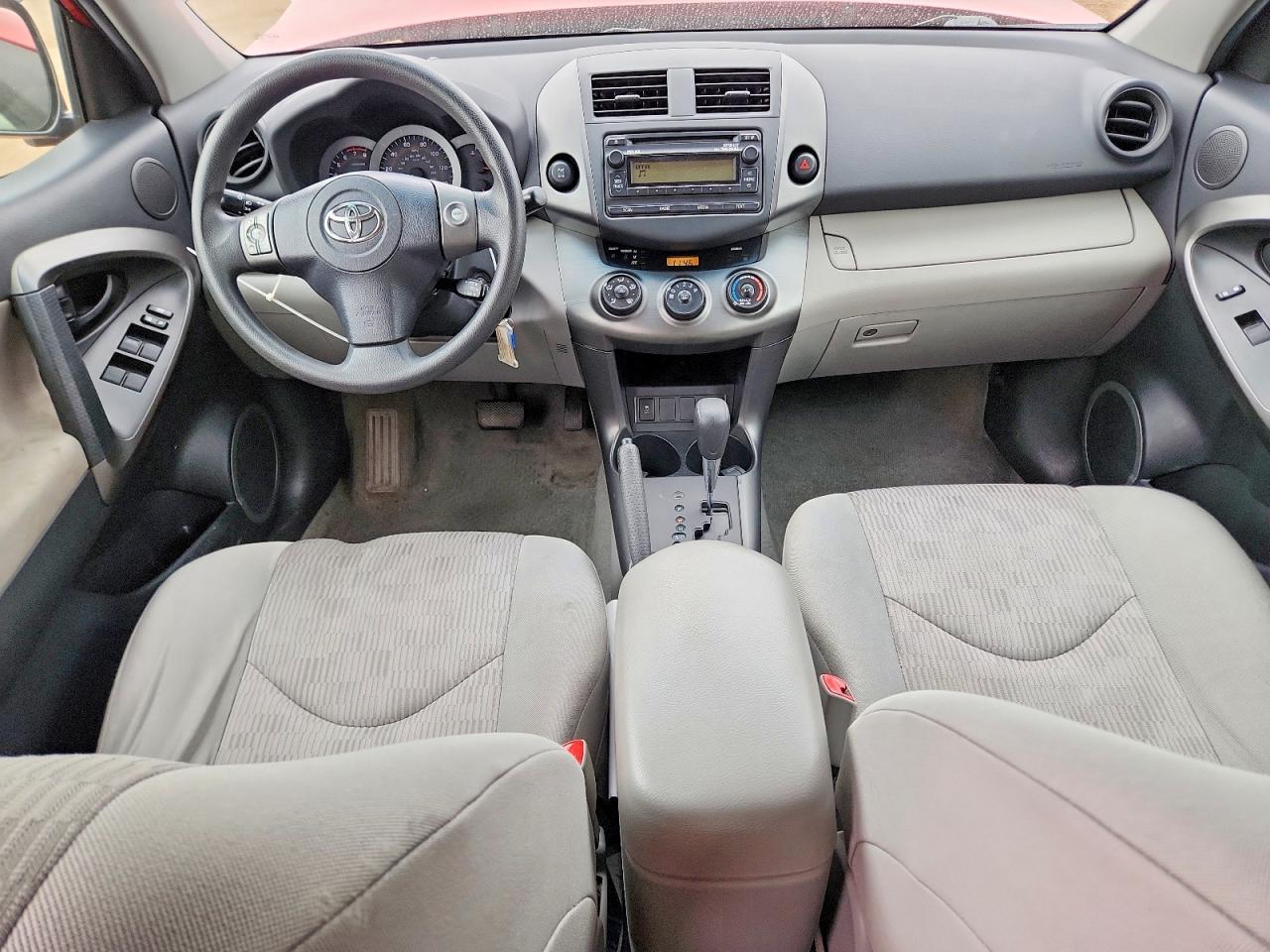 Toyota RAV4 Base