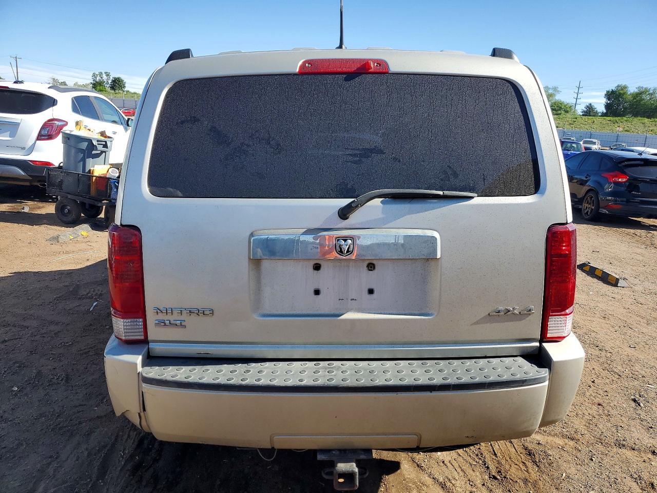 Dodge Nitro Slt