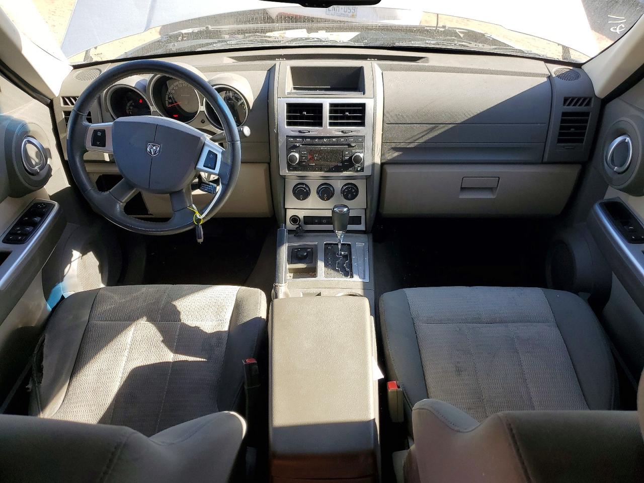Dodge Nitro Slt