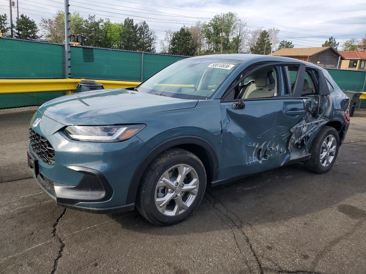 Salvage Honda HR-V Image
