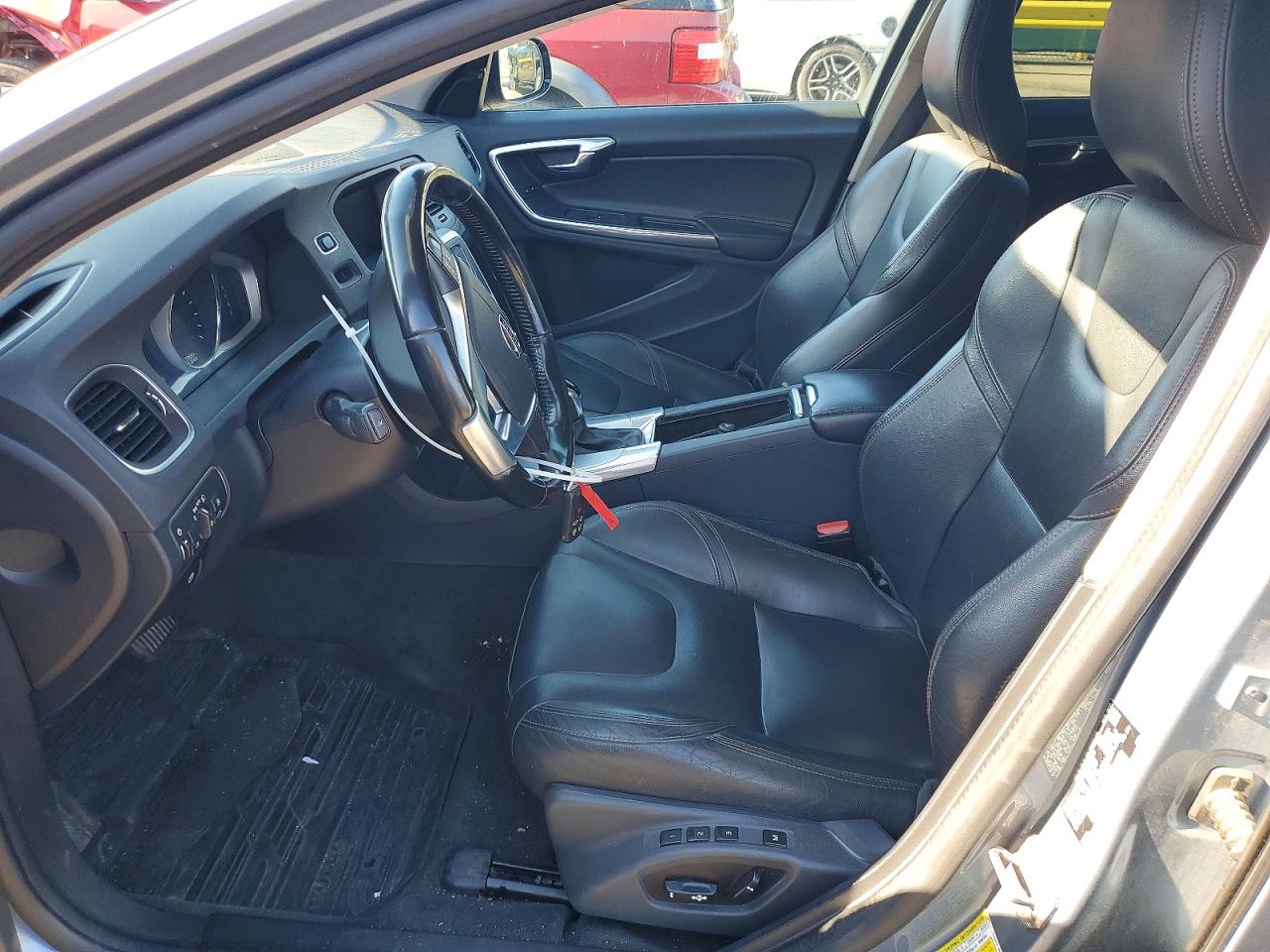 Volvo V60 Platinum