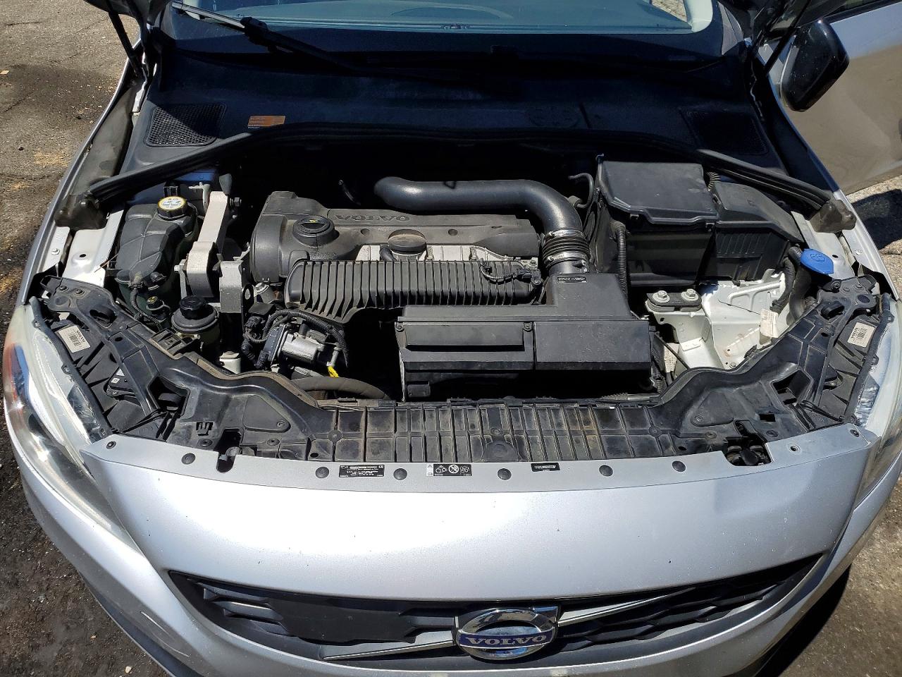 Volvo V60 Platinum