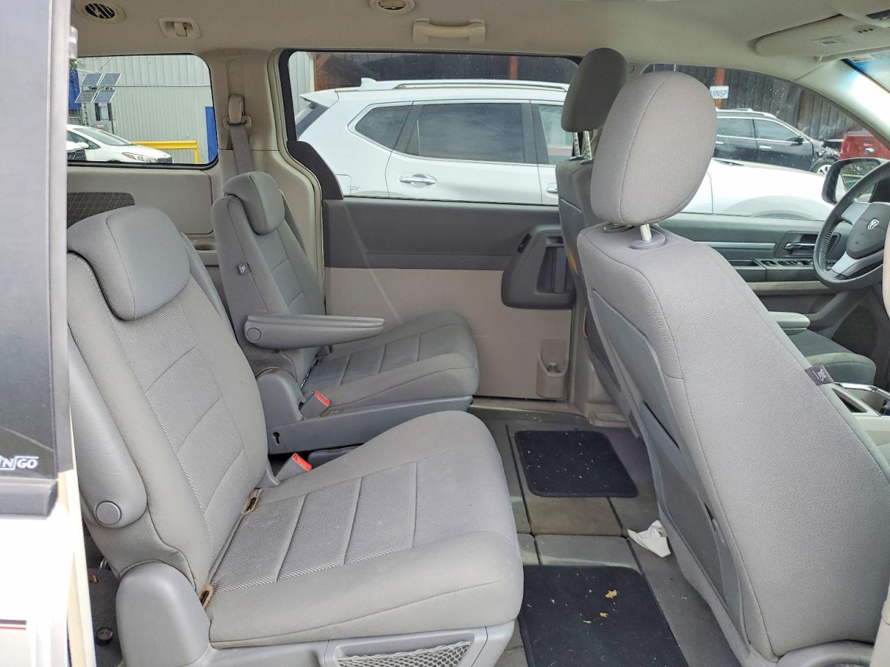 Dodge Caravan Sxt