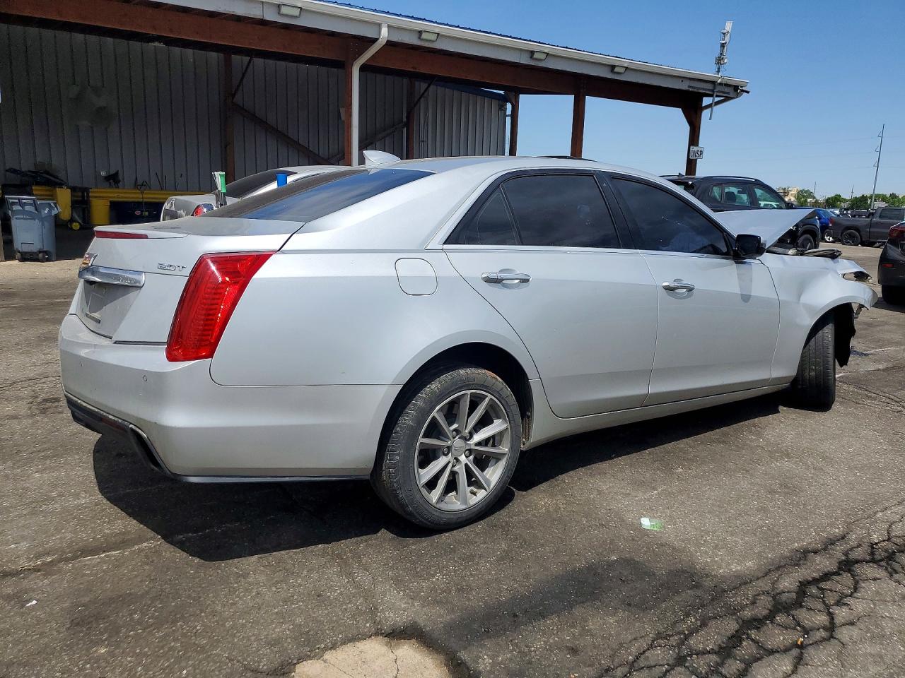 Cadillac CTS Luxury