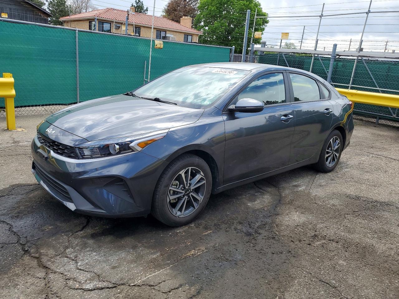 Salvage Kia Forte Image