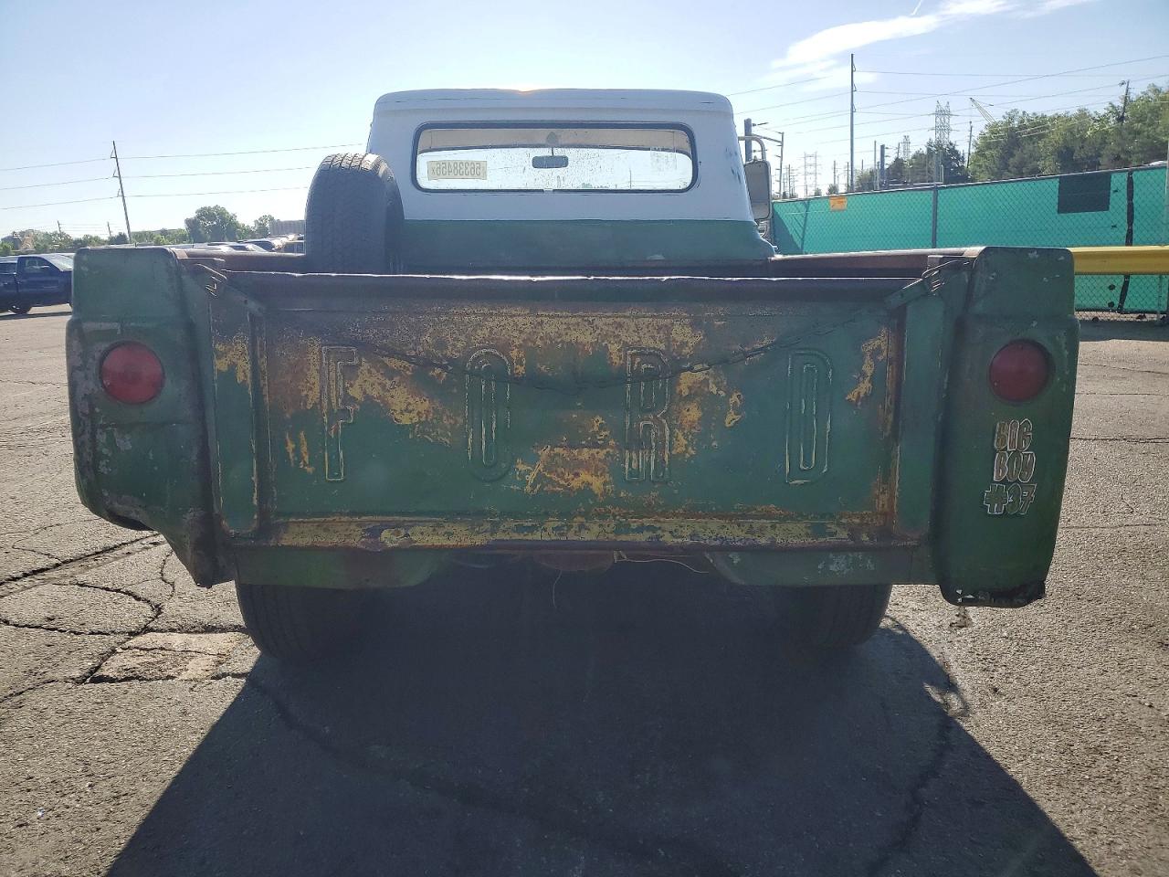 Ford F-100