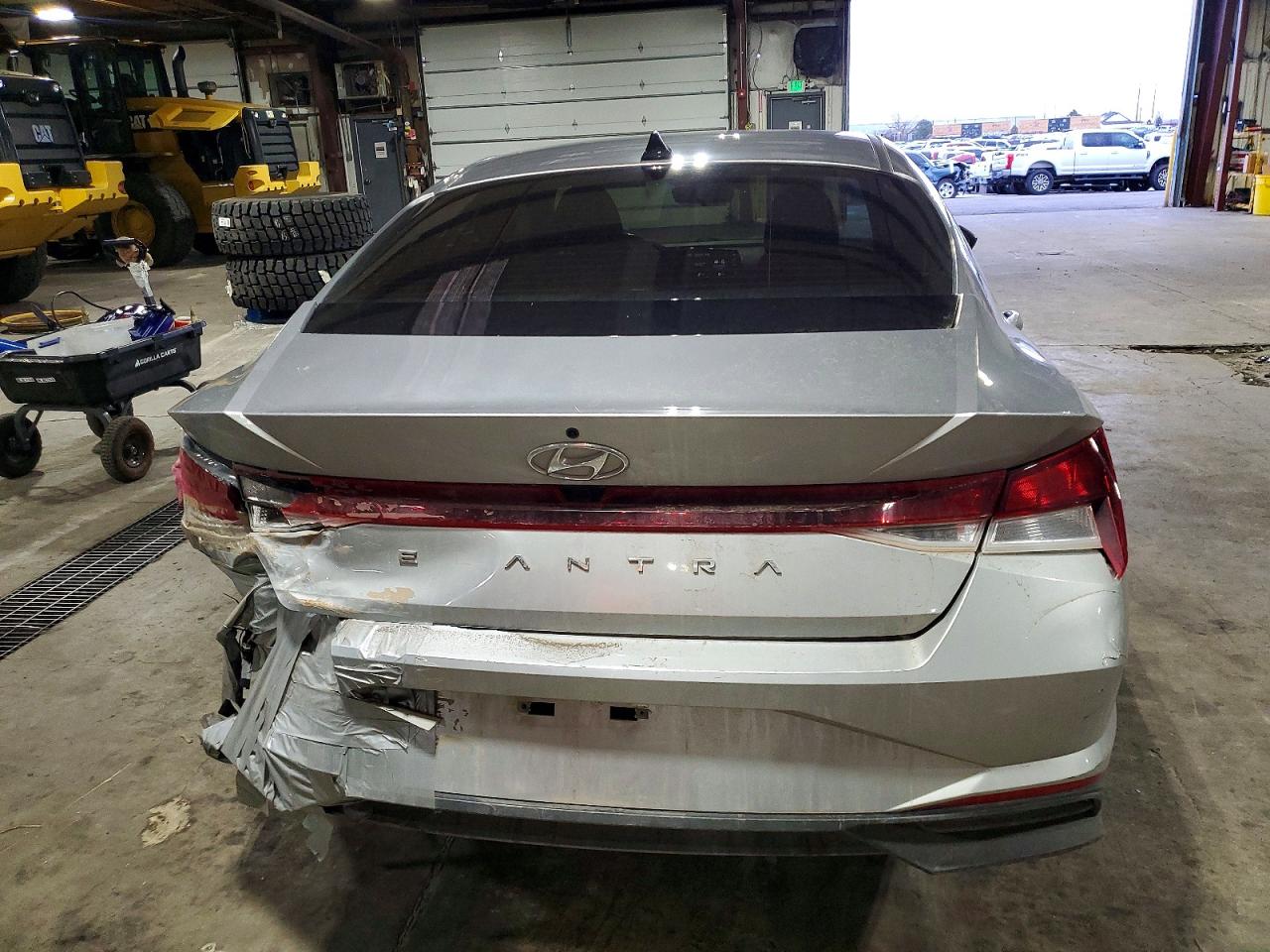 Hyundai ELANTRA Sel