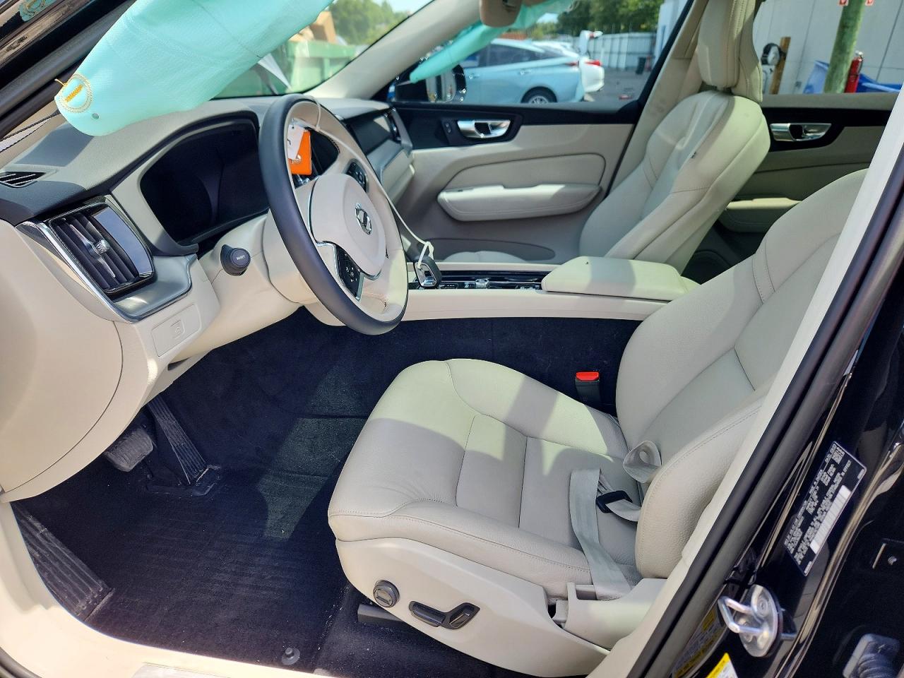 Volvo XC60 Core