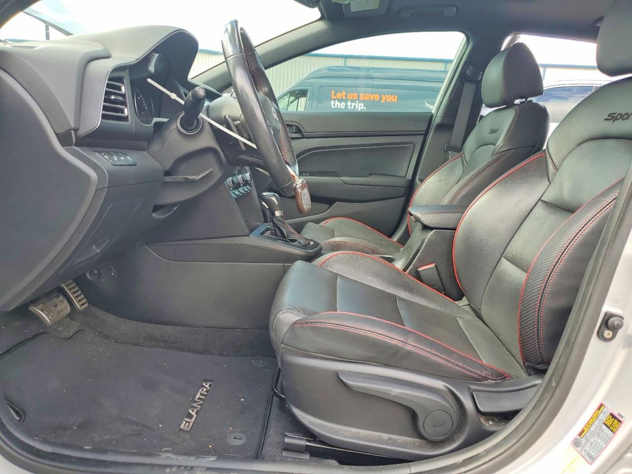 Hyundai ELANTRA Sport