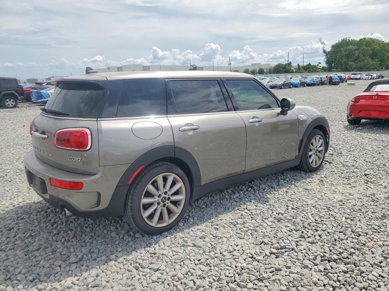 MINI Cooper S Clubman