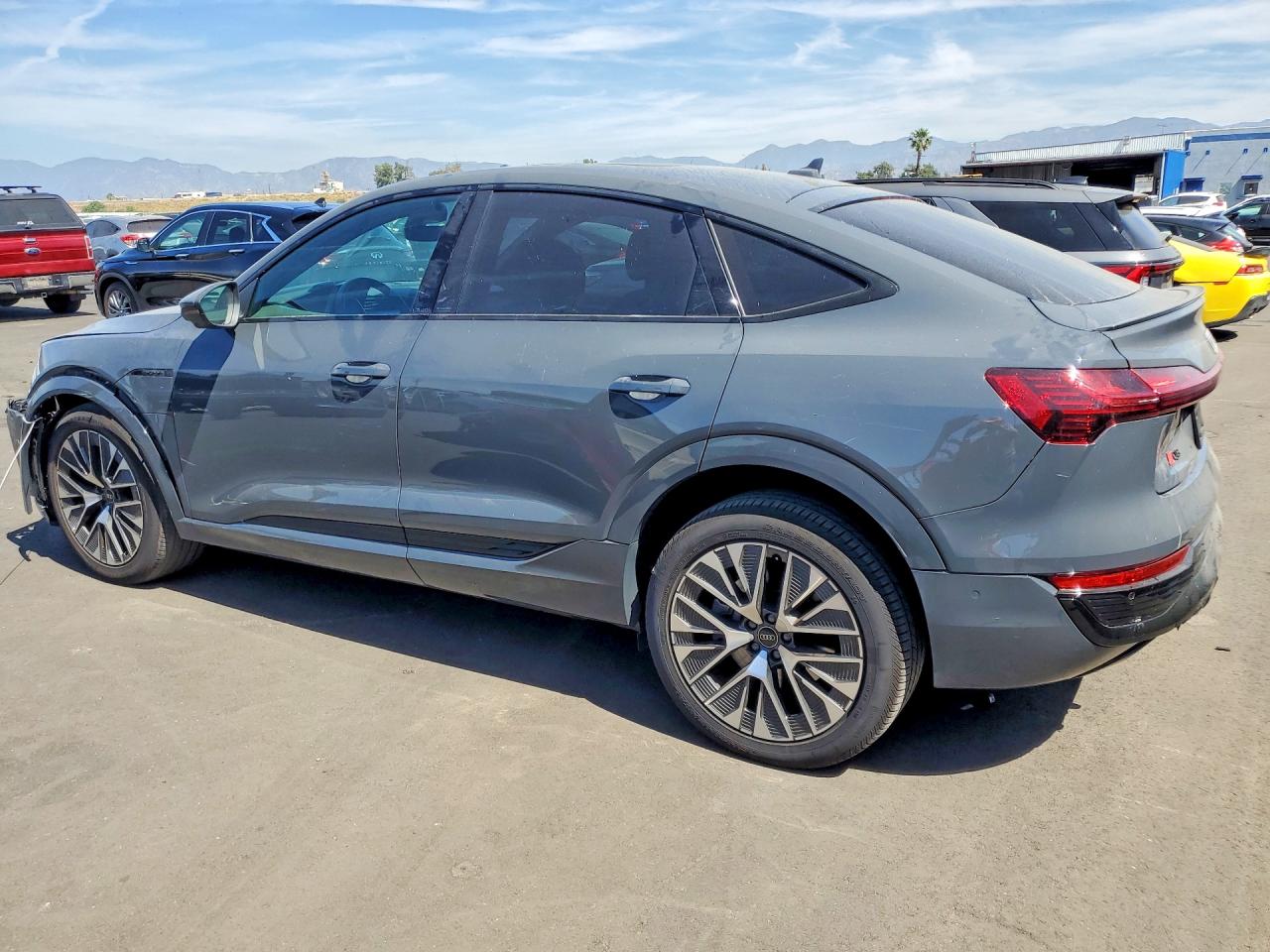 Audi Q8 Sportback Premium Plus