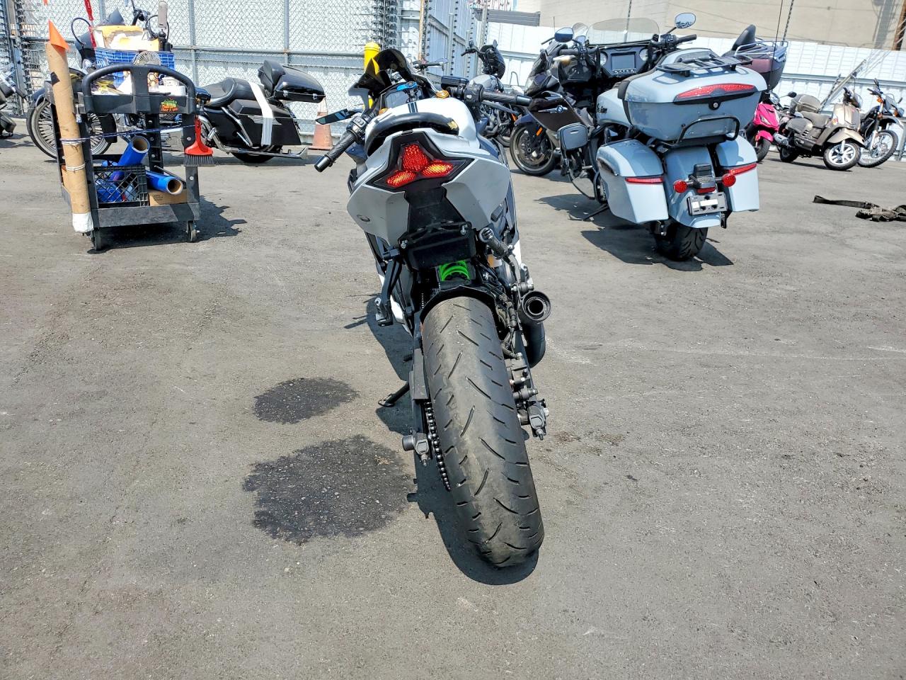 Kawasaki Zx400 S