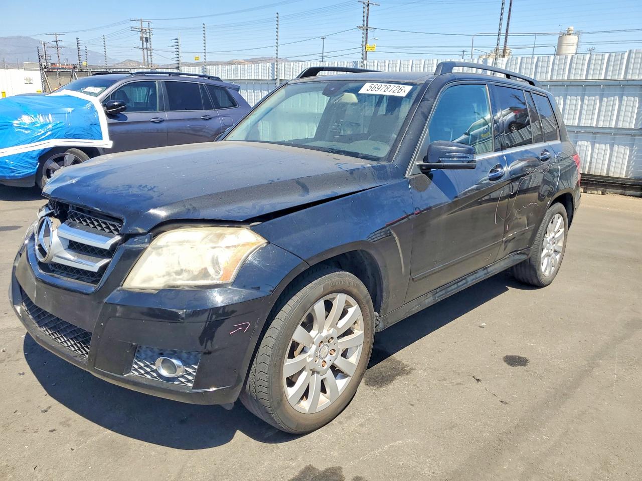 Salvage Mercedes-Benz GLK Image