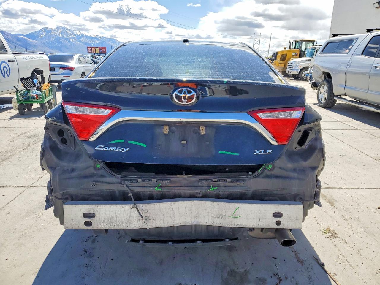Toyota Camry Xle