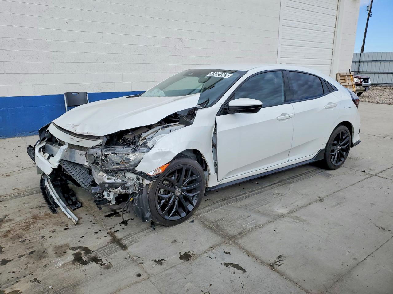 Salvage Honda Civic Image