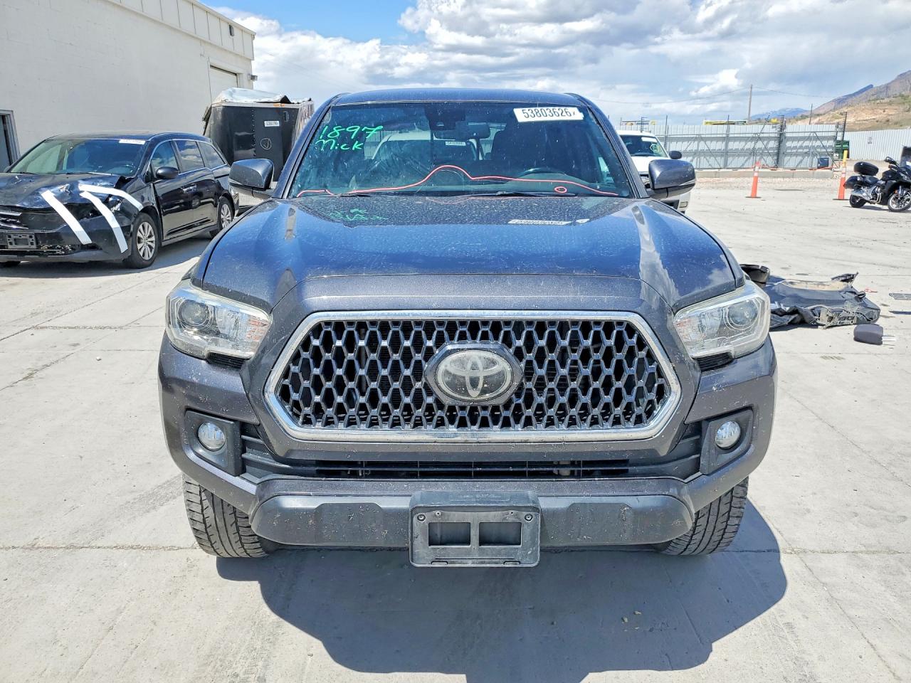 Toyota Tacoma