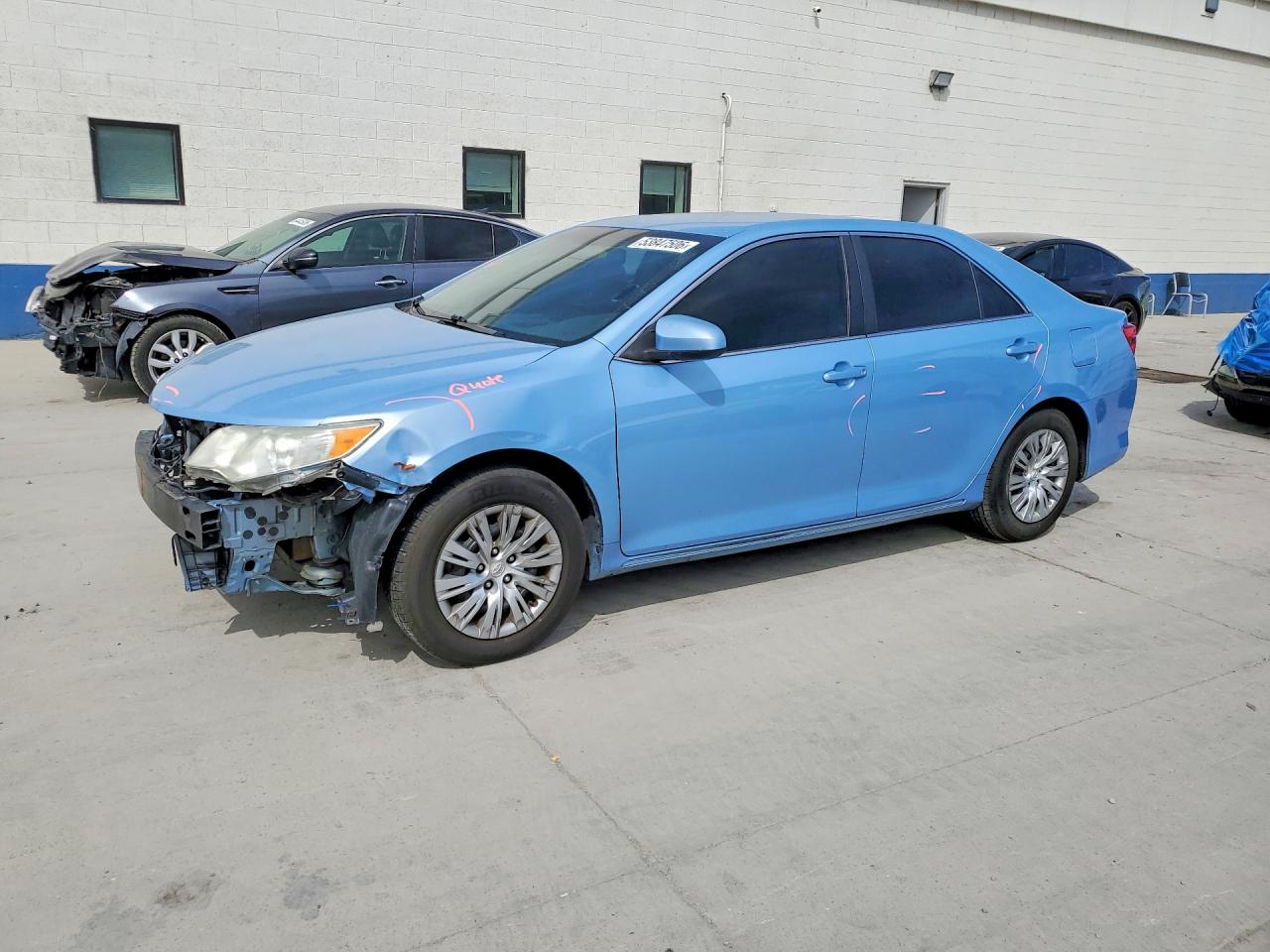 Salvage Toyota Camry Image