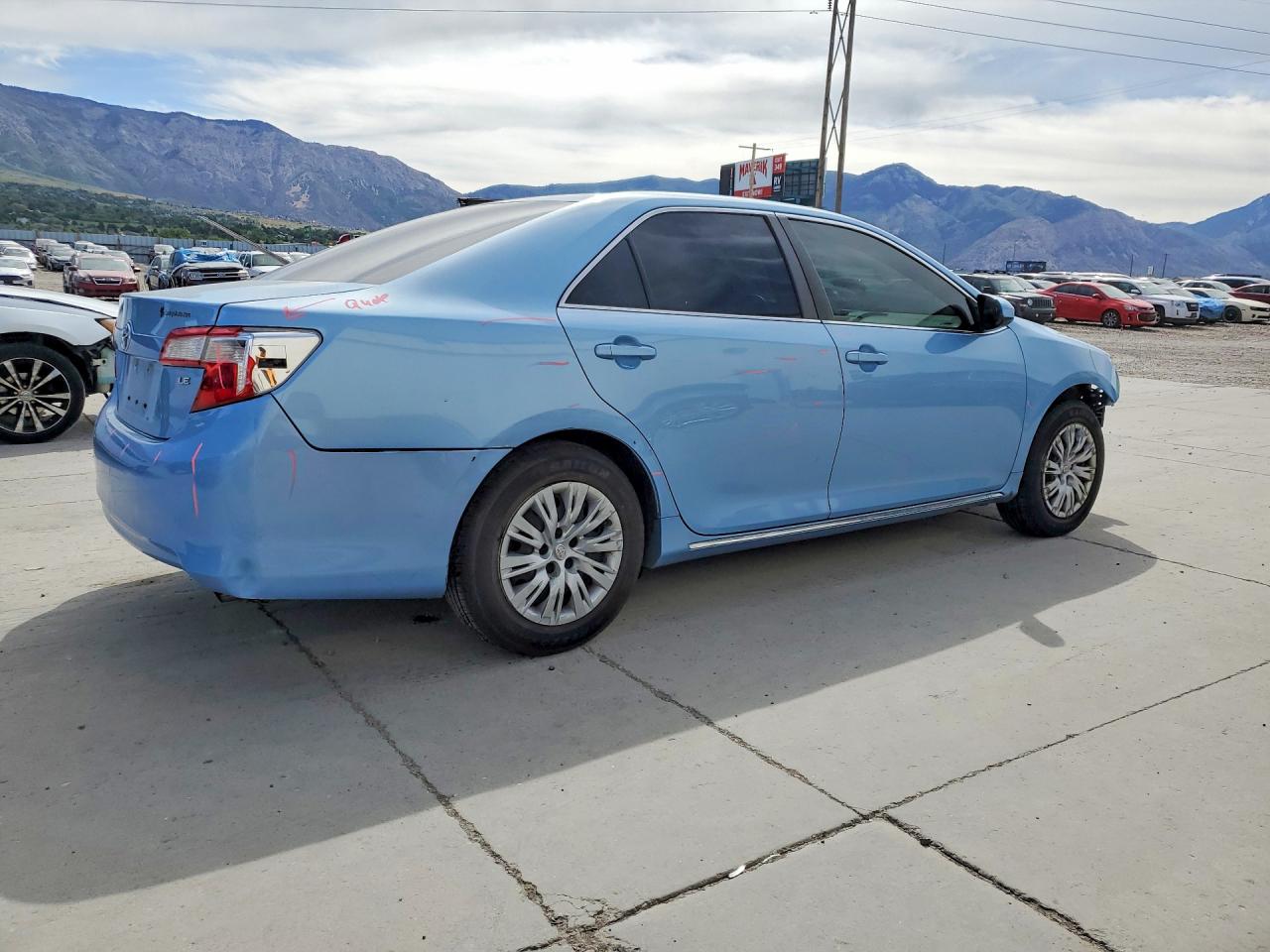 Toyota Camry Le