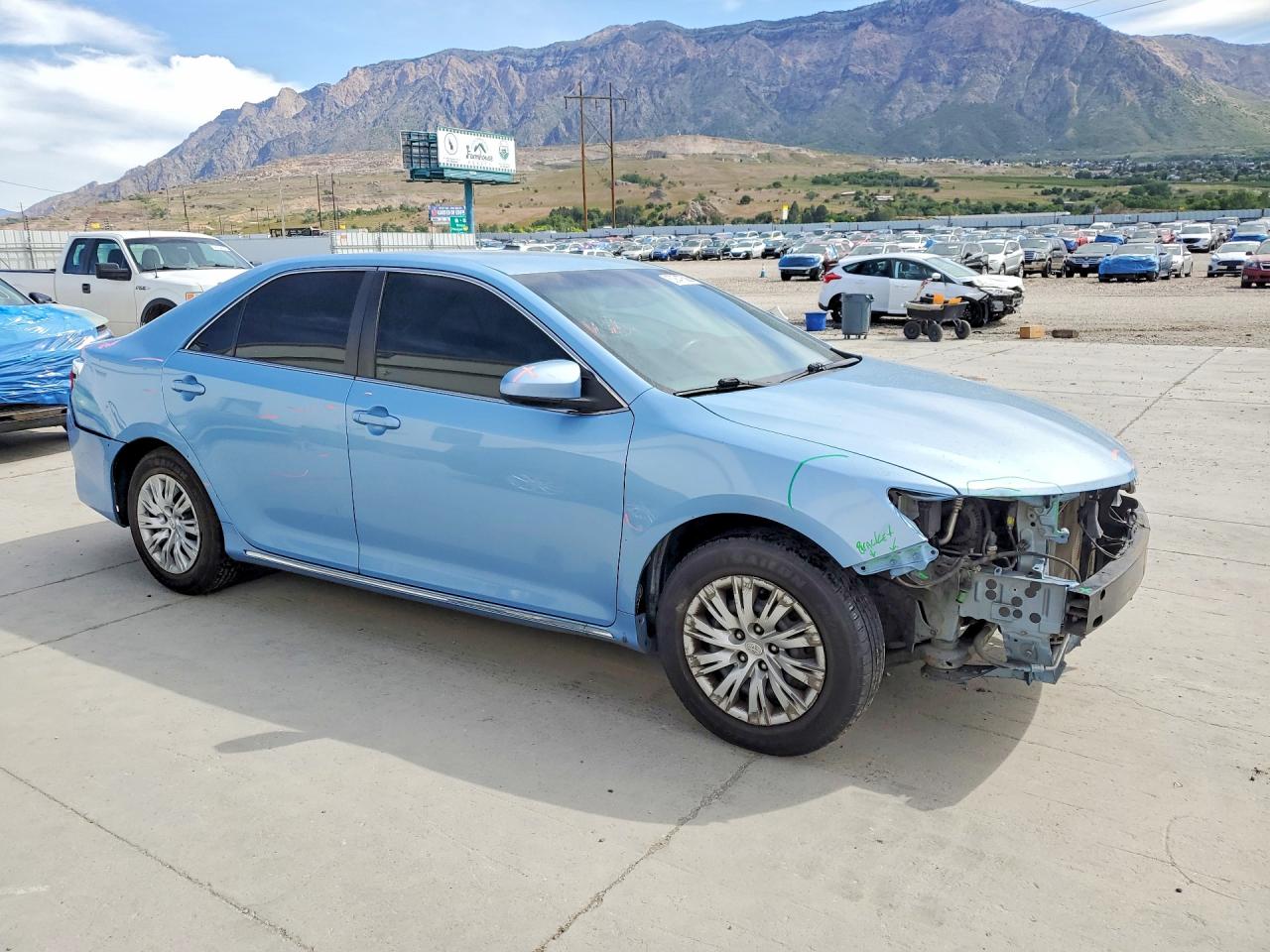 Toyota Camry Le