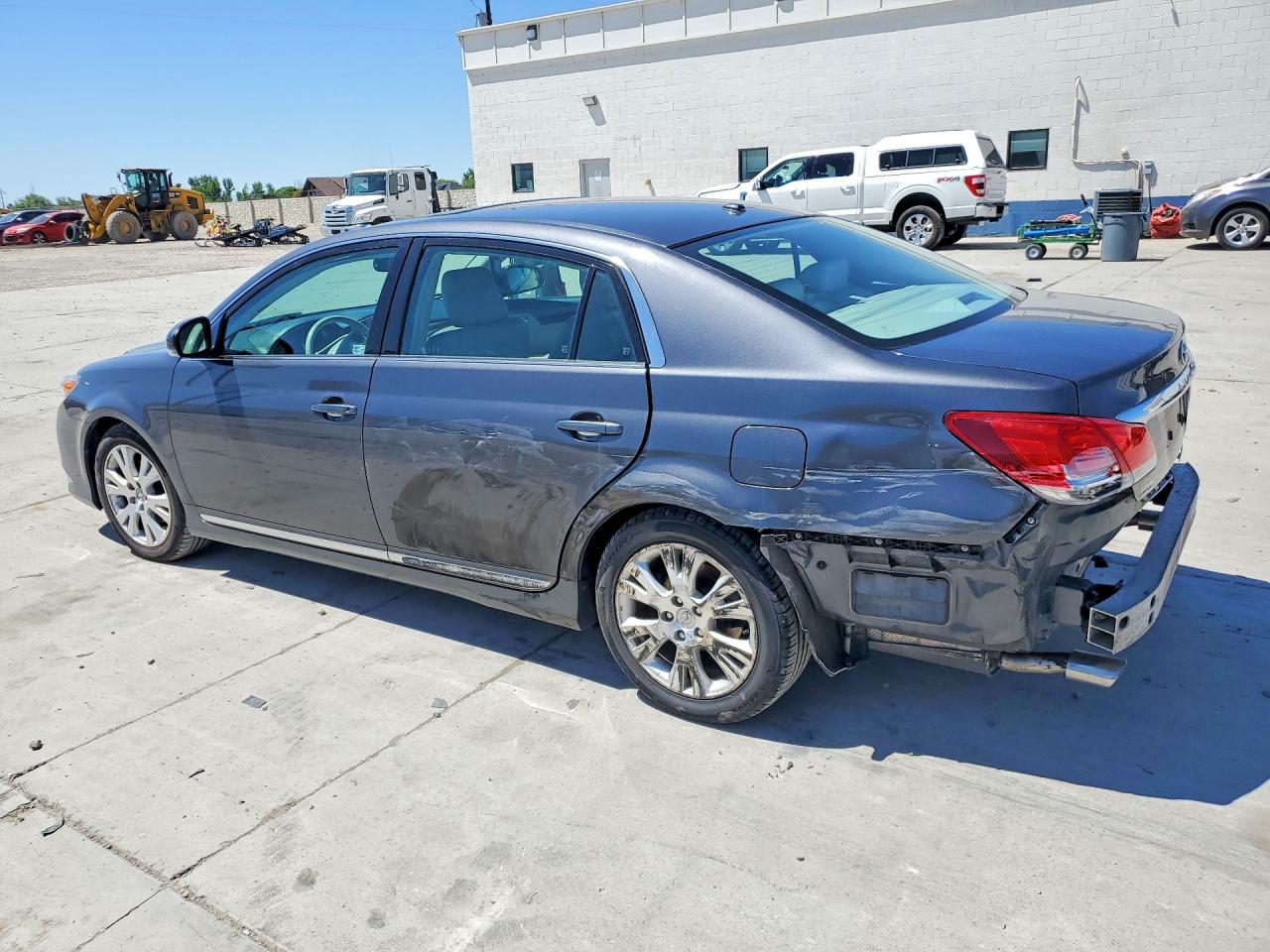 Toyota Avalon Base