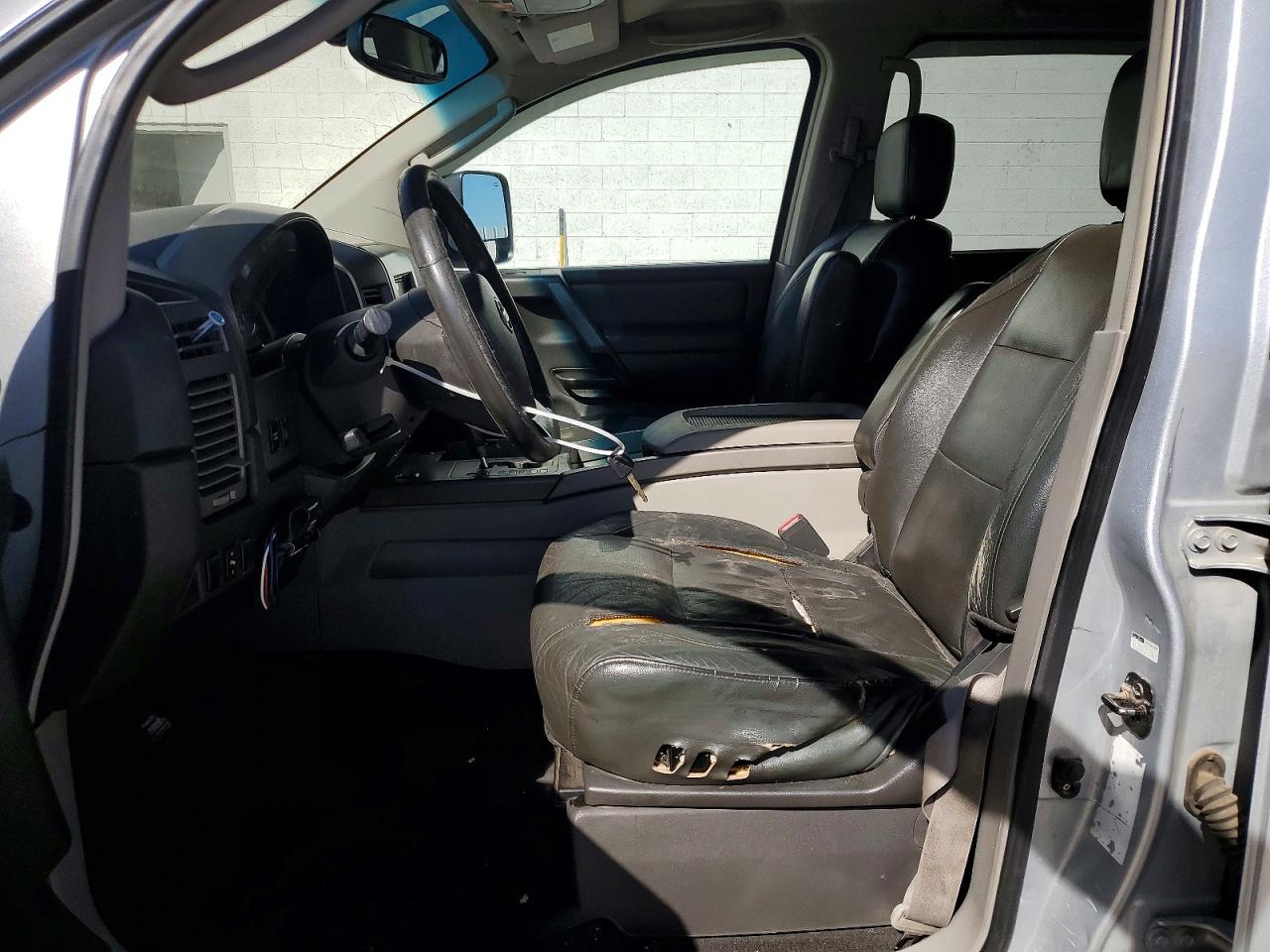 Nissan Titan Xe