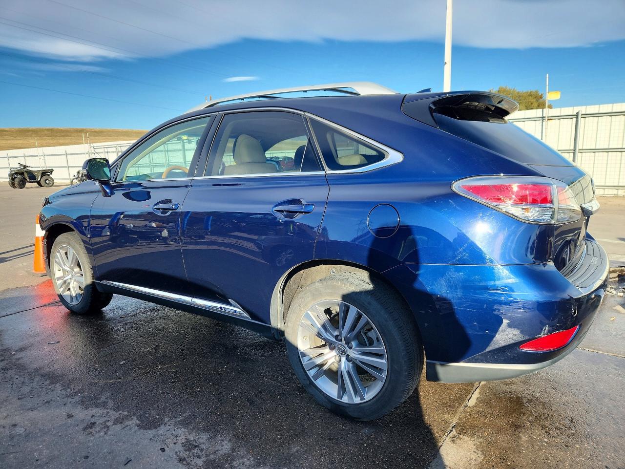 Lexus RX Base