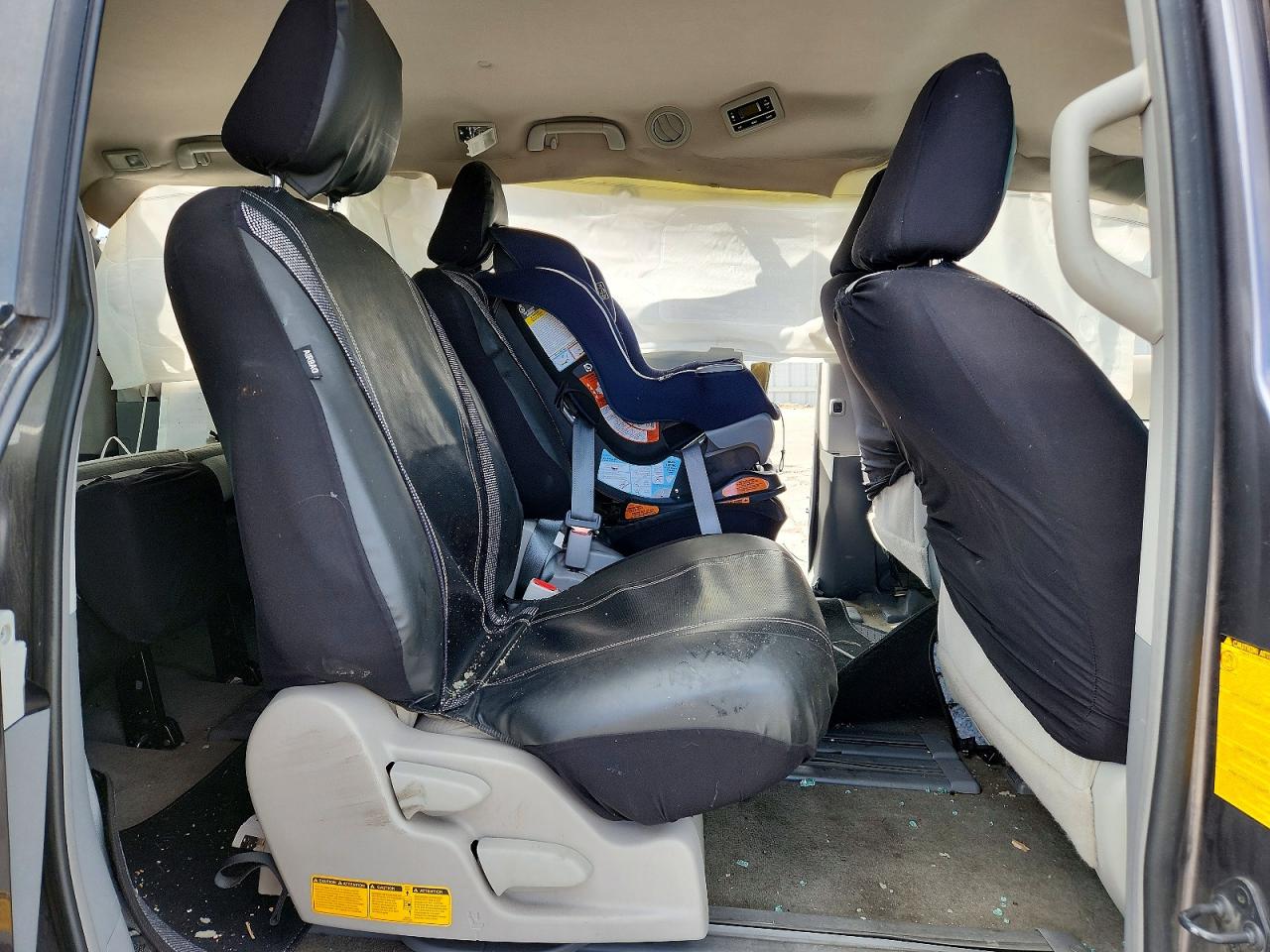 Toyota Sienna Le