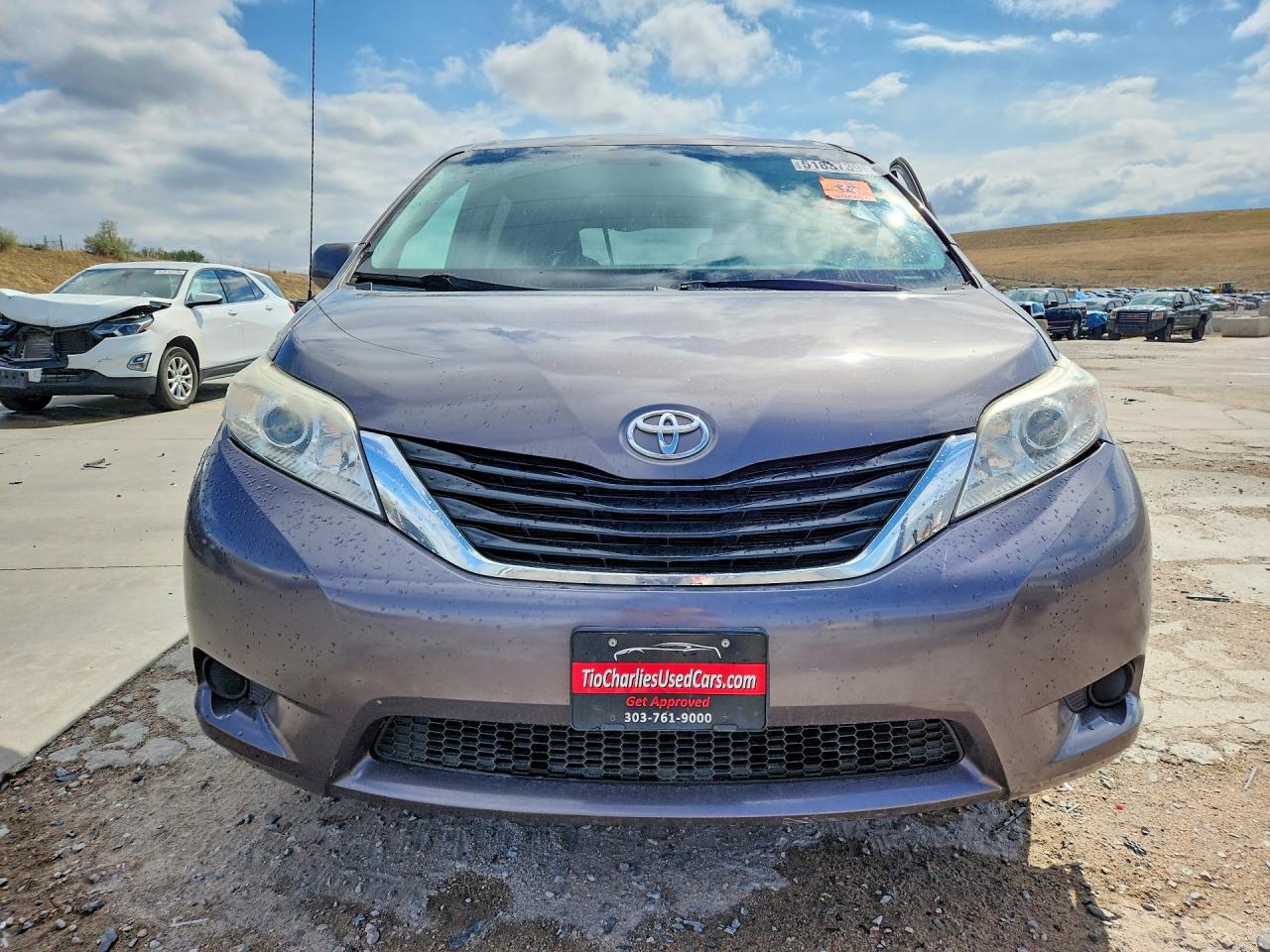 Toyota Sienna Le