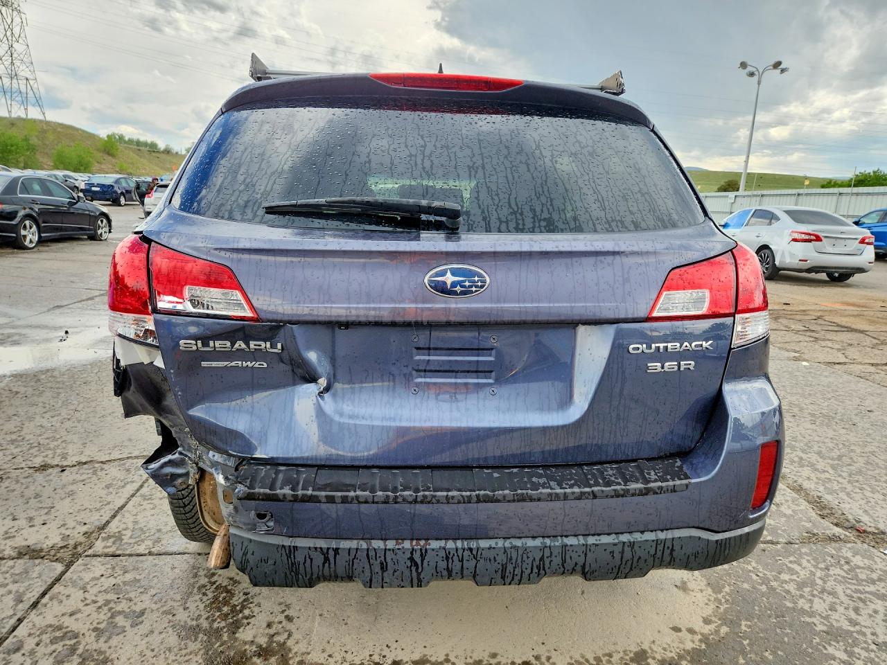 Subaru Outback 3.6r Limited