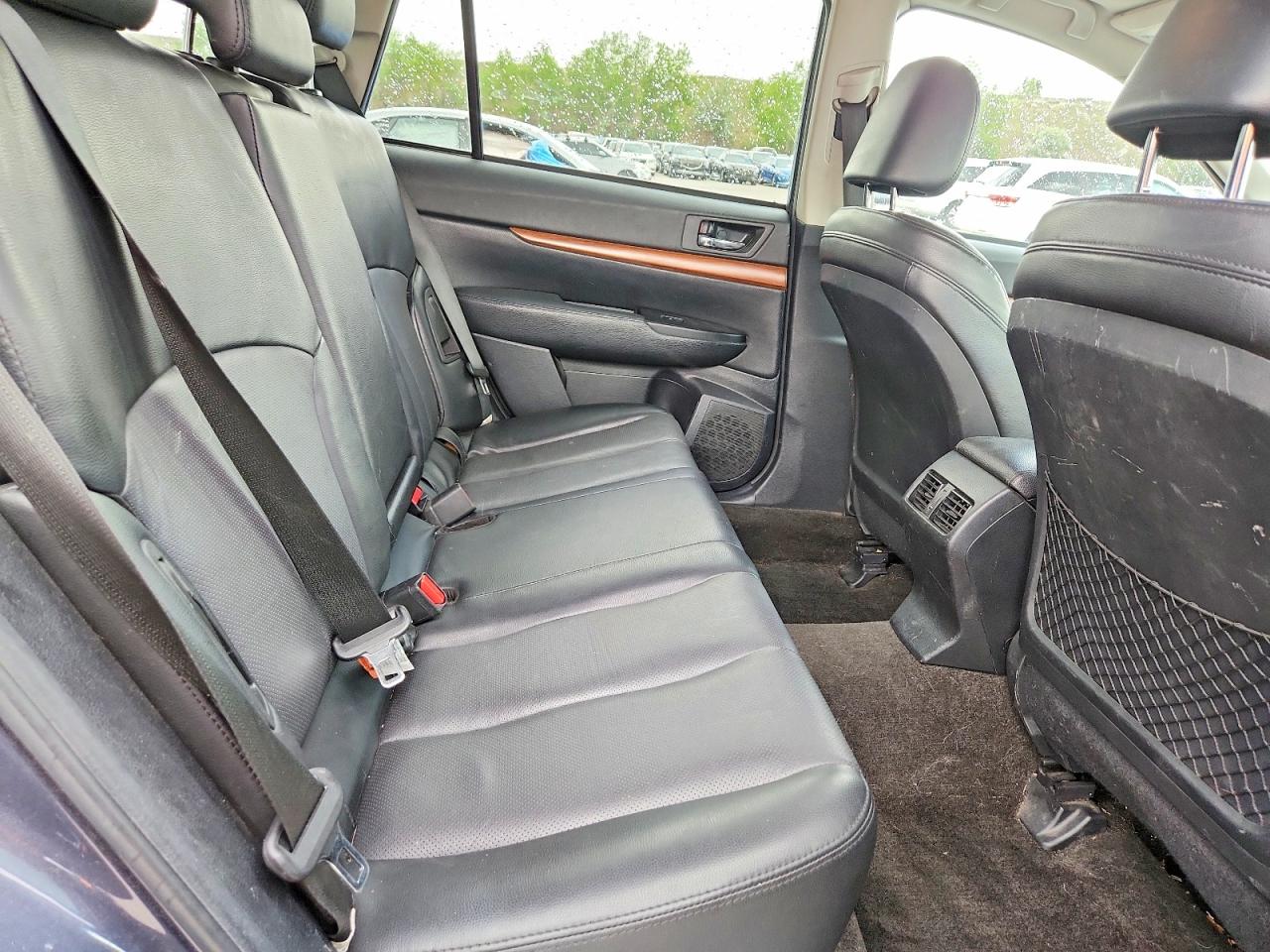 Subaru Outback 3.6r Limited