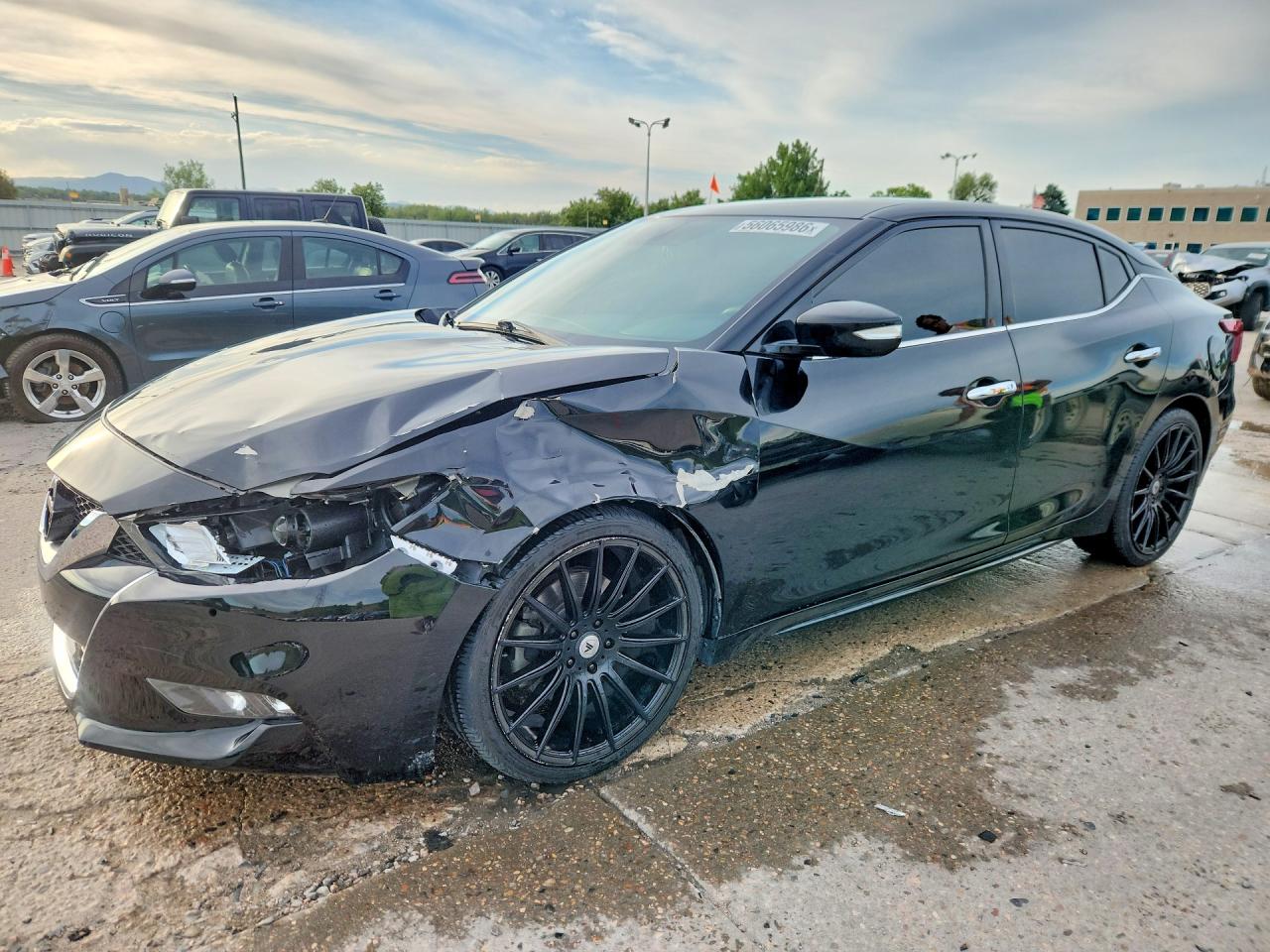 Salvage Nissan Maxima Image