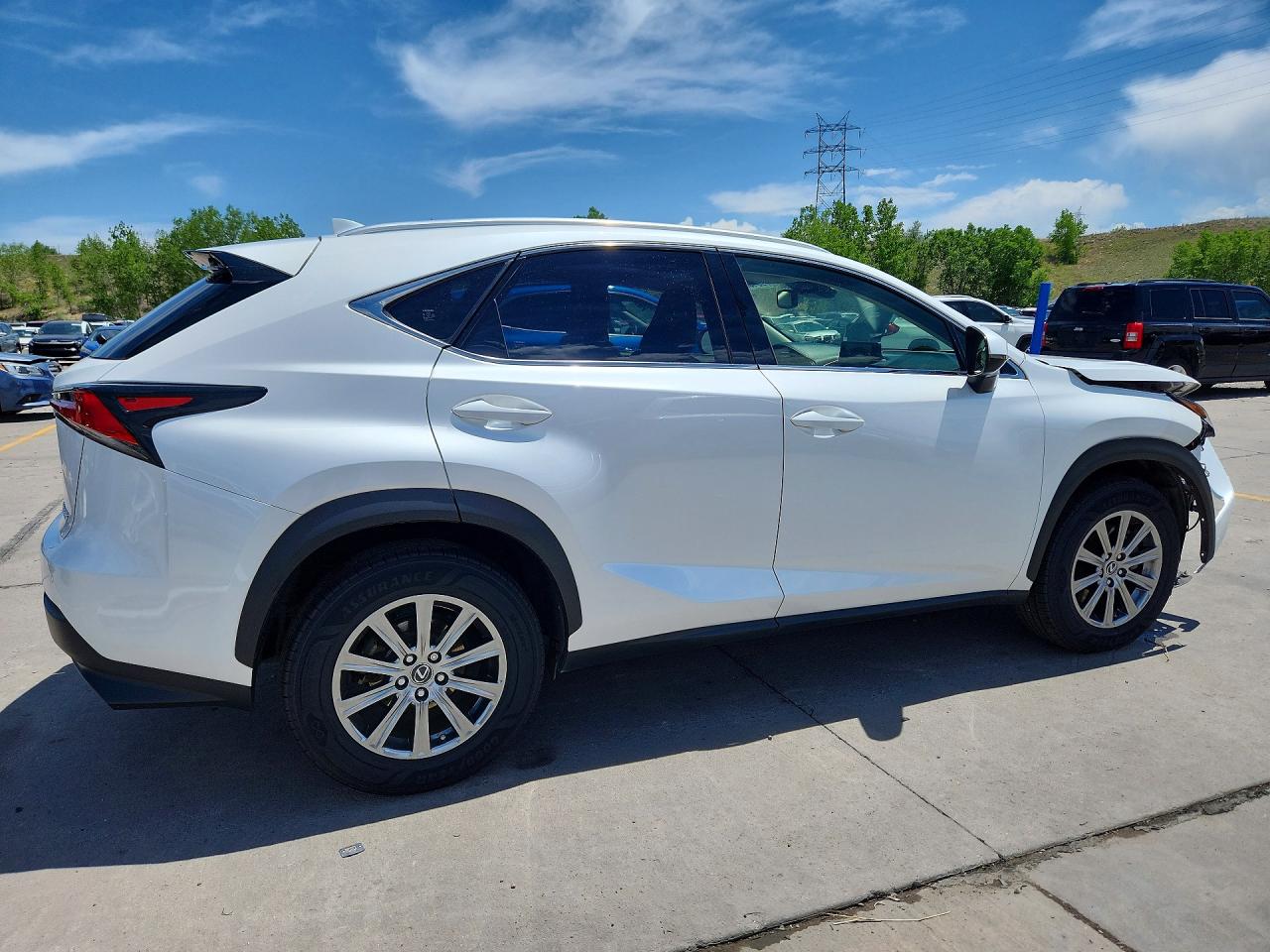 Lexus NX Base