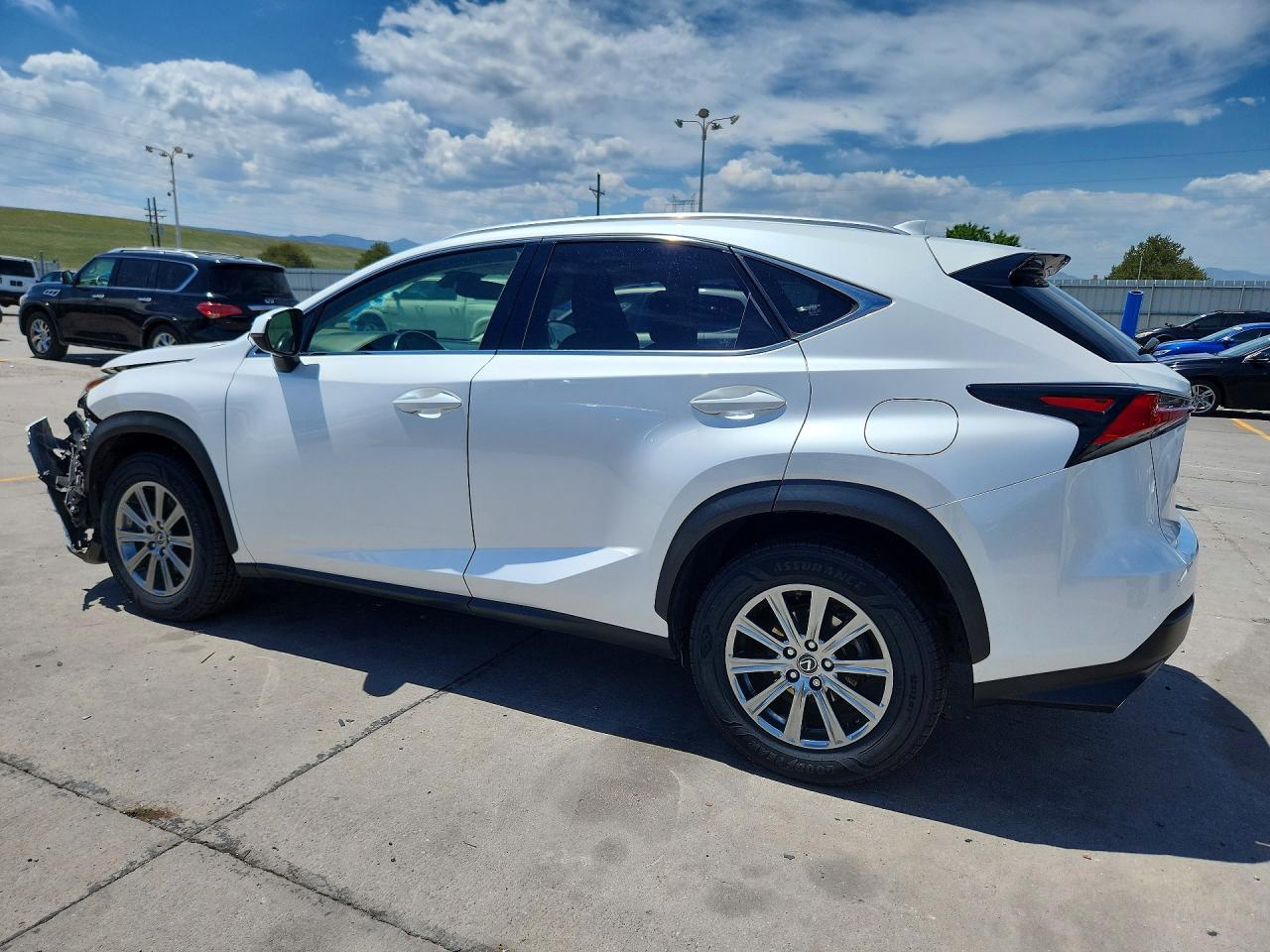 Lexus NX Base