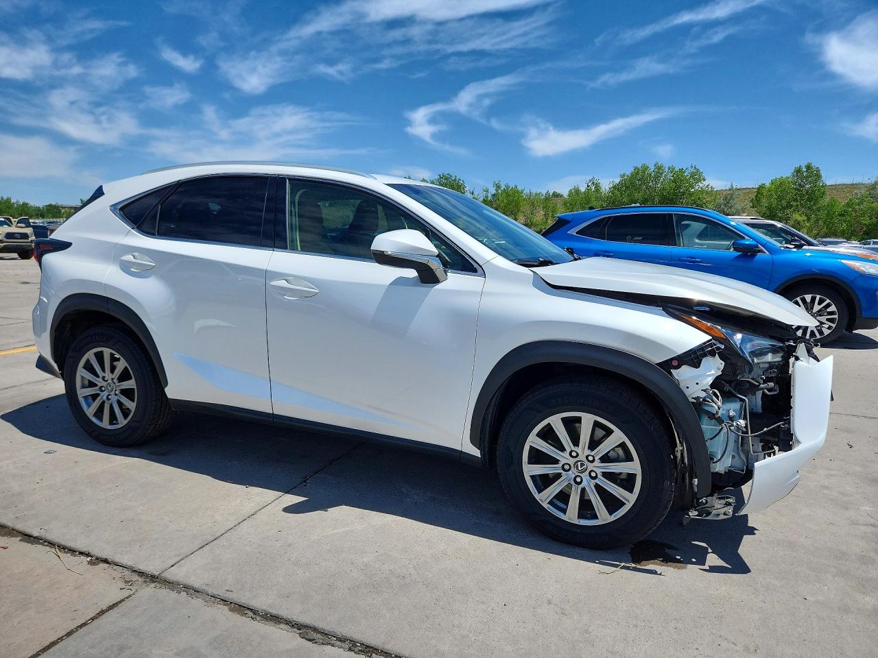Lexus NX Base